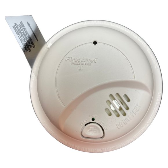 First Alert BRK Hardwired Smoke Alarm with Battery Backup - 9120B - 2-Pack - NEW - Picture 1 of 14